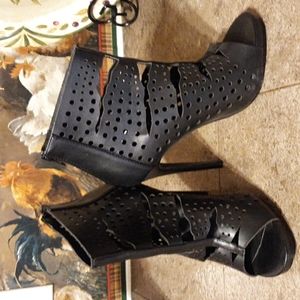 Bella Marie ankle boots